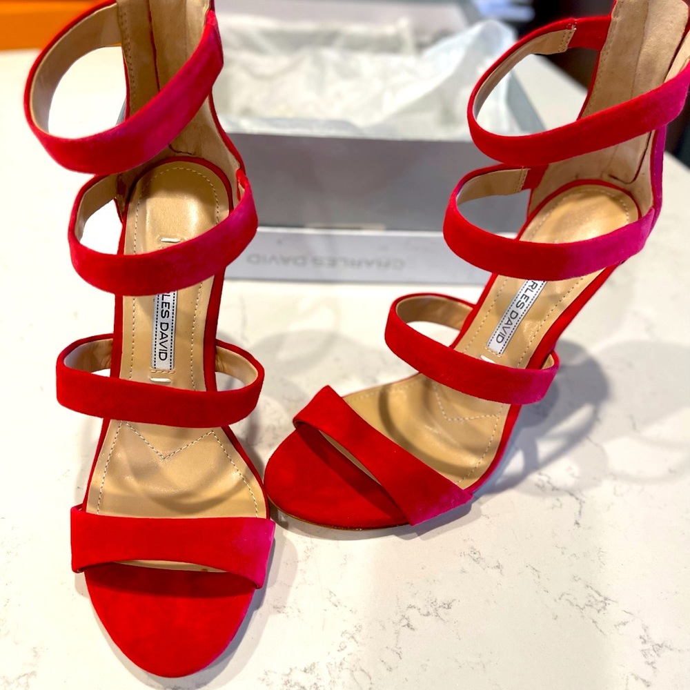 Charles David - Lipstick Red Olina size 8 Heals